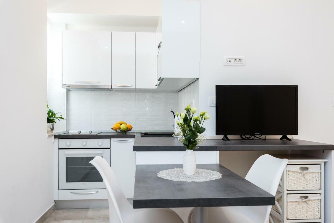 Apartment Matea Split Buitenkant foto